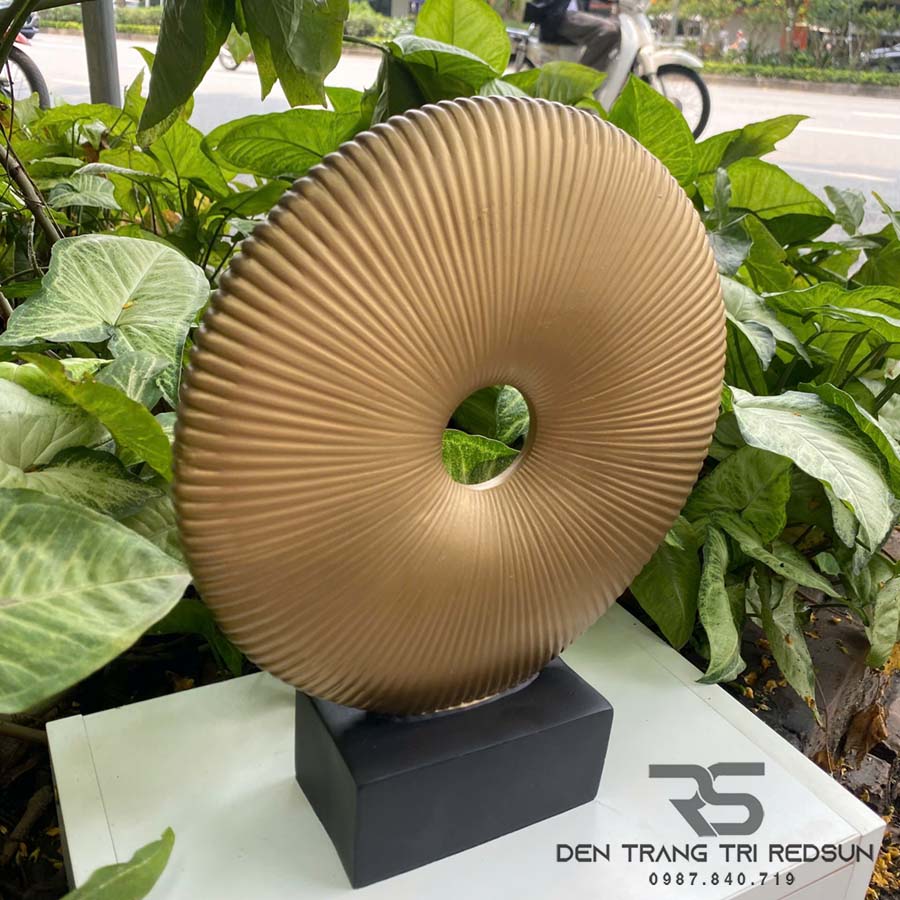 do-trang-tri-nghe-thuat-phong-khach-phong-ngu-phong-an-dieu-khac-hinh-banh-quy-ddc-027