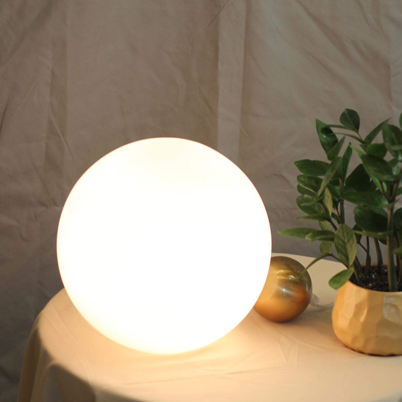 Đèn Bàn Hiện Đại Bắc Âu DB2001