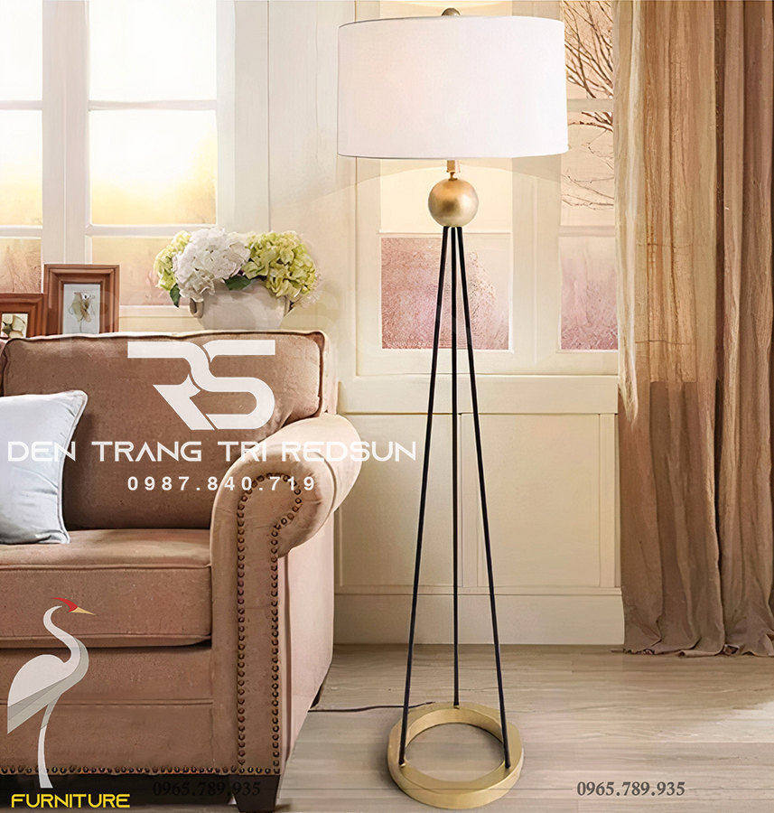 Đèn Sàn Hiện Đại DS2019