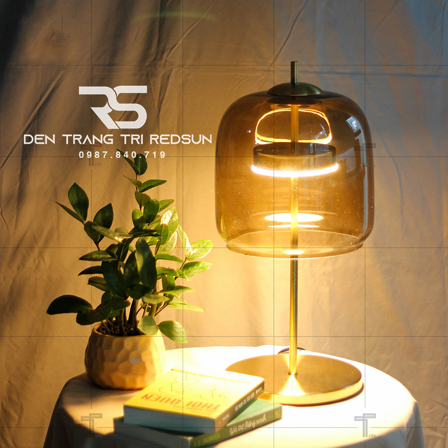 Đèn Bàn Hiện Đại Bắc Âu DB2064