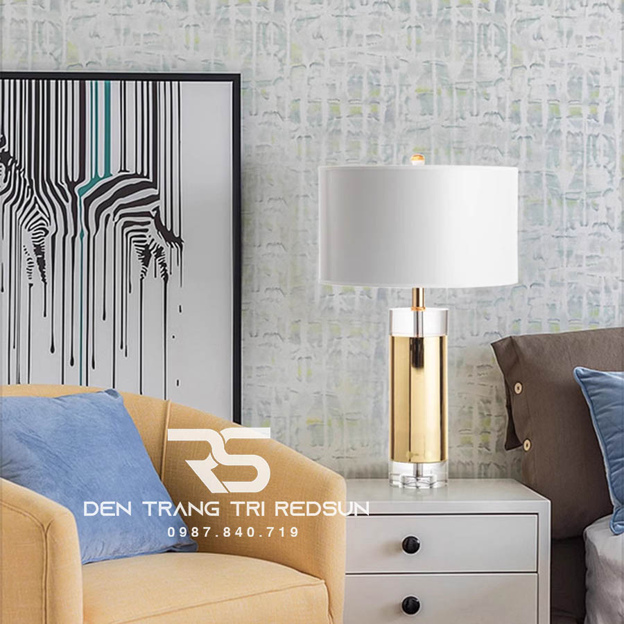 Đèn Bàn Hiện Đại Bắc Âu DB2090