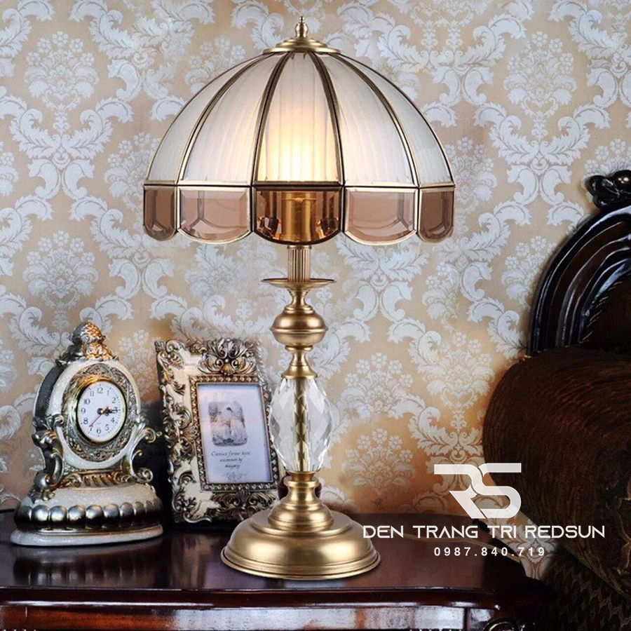 Đèn Bàn Hiện Đại DB-C502