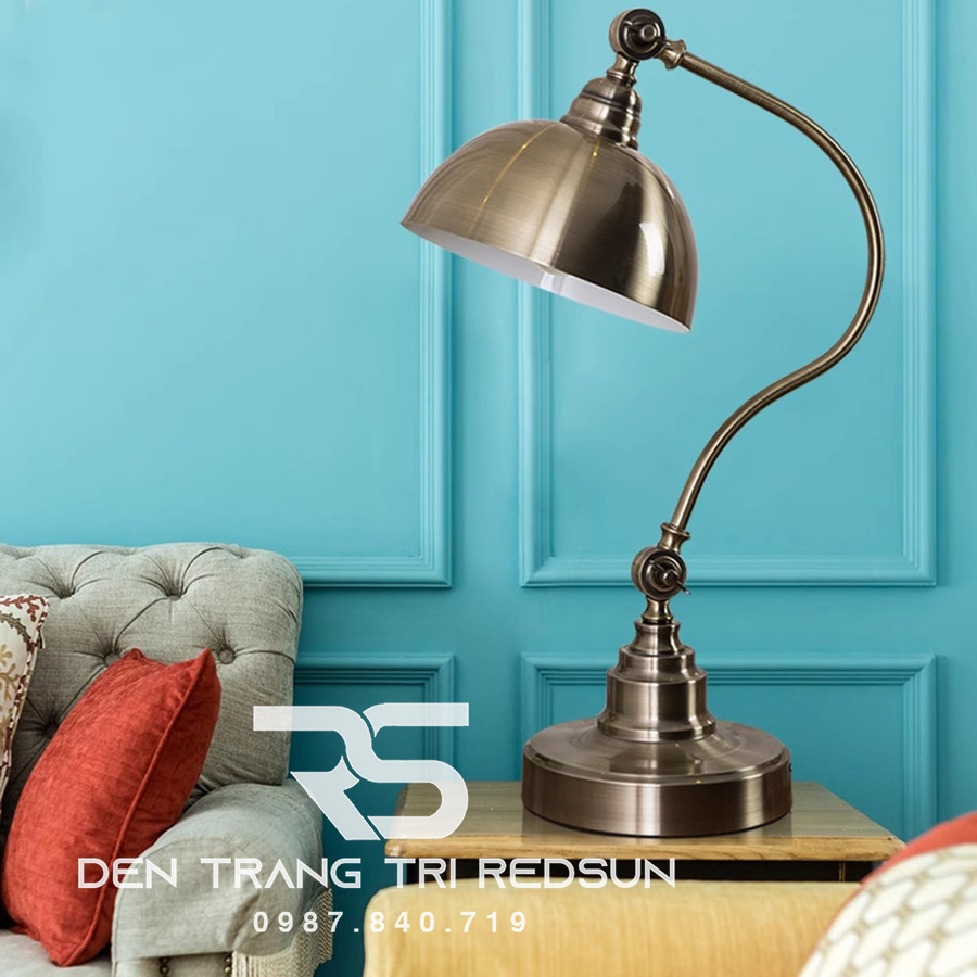 Đèn bàn hiện đại DB-C3003