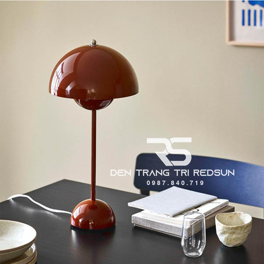 Đèn Bàn Hiện Đại Bắc Âu DB2069