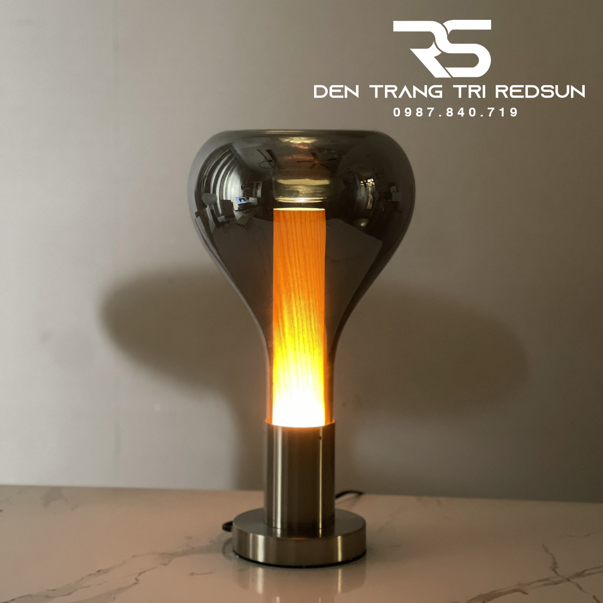 Đèn Bàn Hiện Đại Bắc Âu DB2097