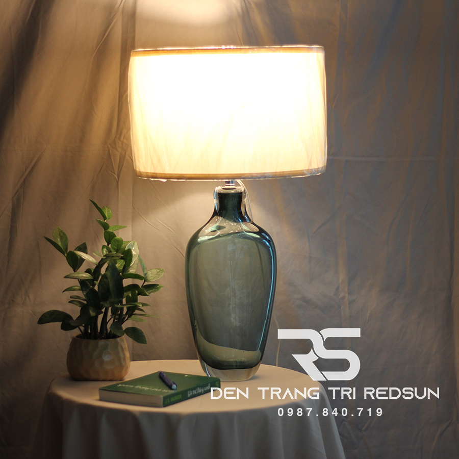 Đèn Bàn Hiện Đại Bắc Âu DB2065