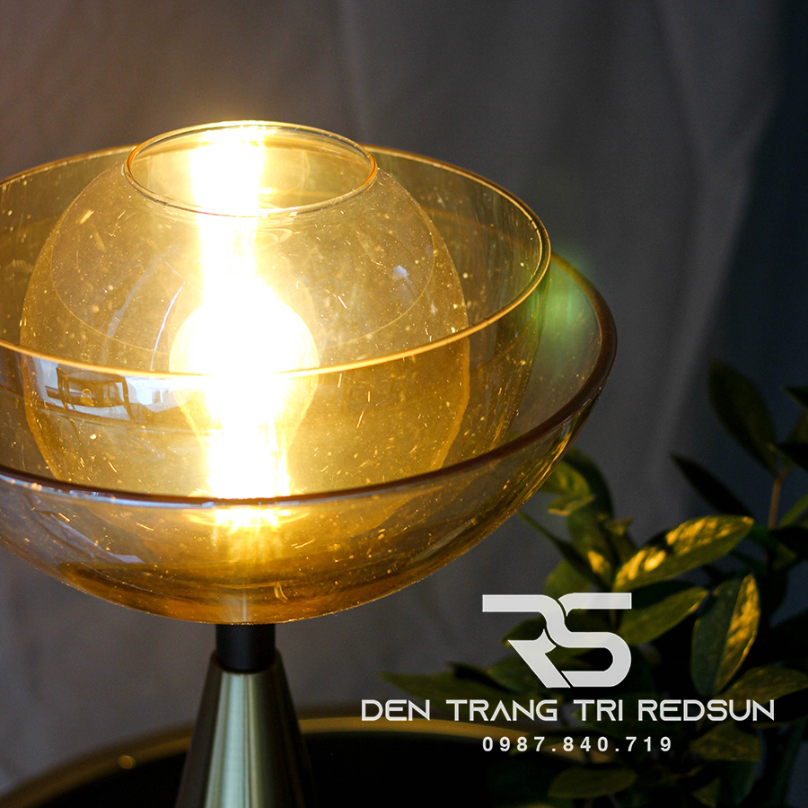 Đèn Bàn Hiện Đại DB2029