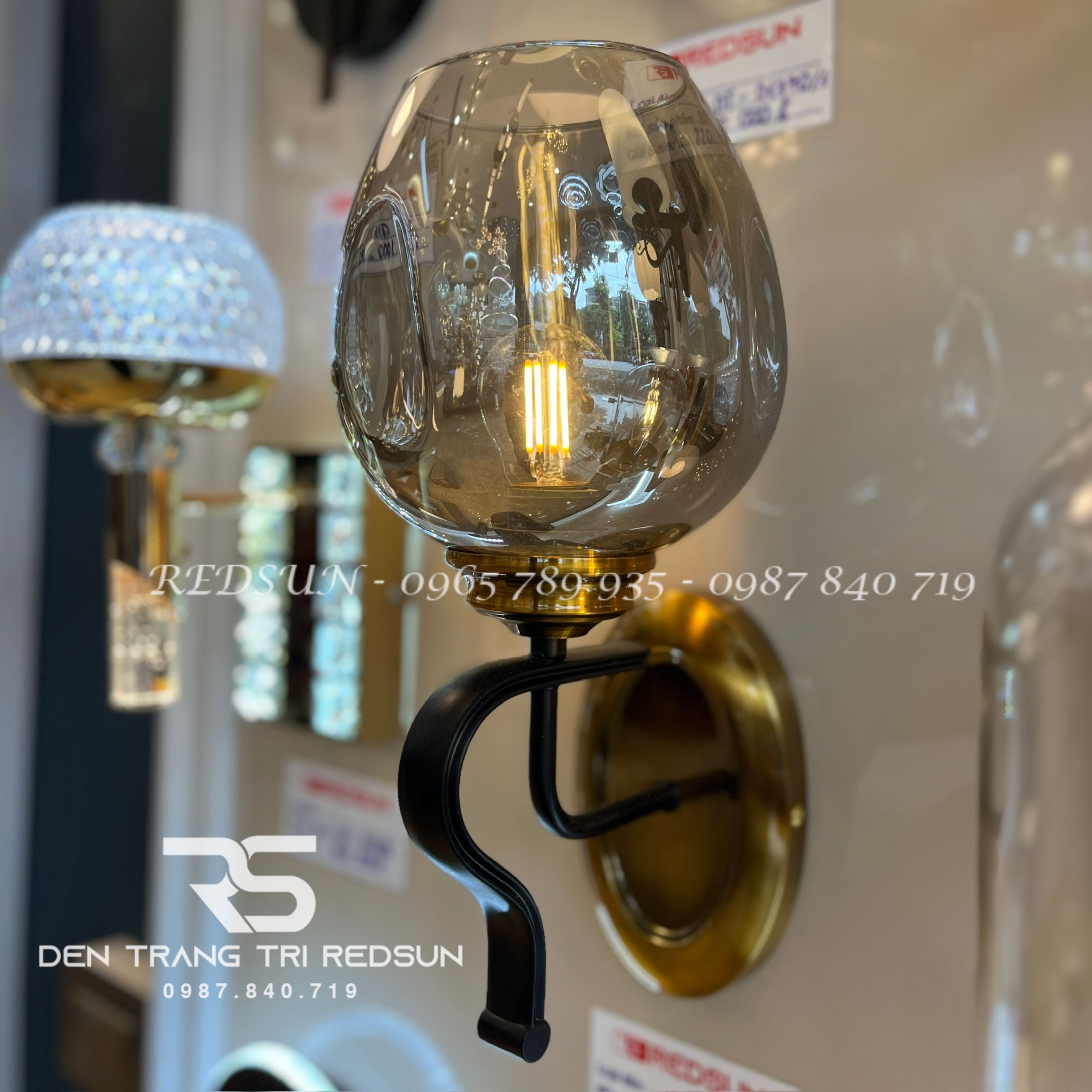 Đèn Tường Trang Trí Phòng Khách, Phòng Ngủ, Cầu Thang Phong Cách Bắc Âu DT-D8870