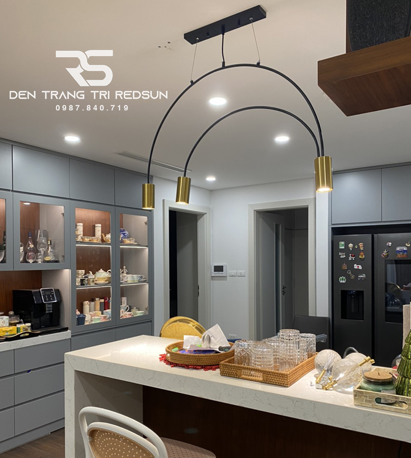 Đèn chùm hiện đại cánh cung 3 bóng rọi DC-T069