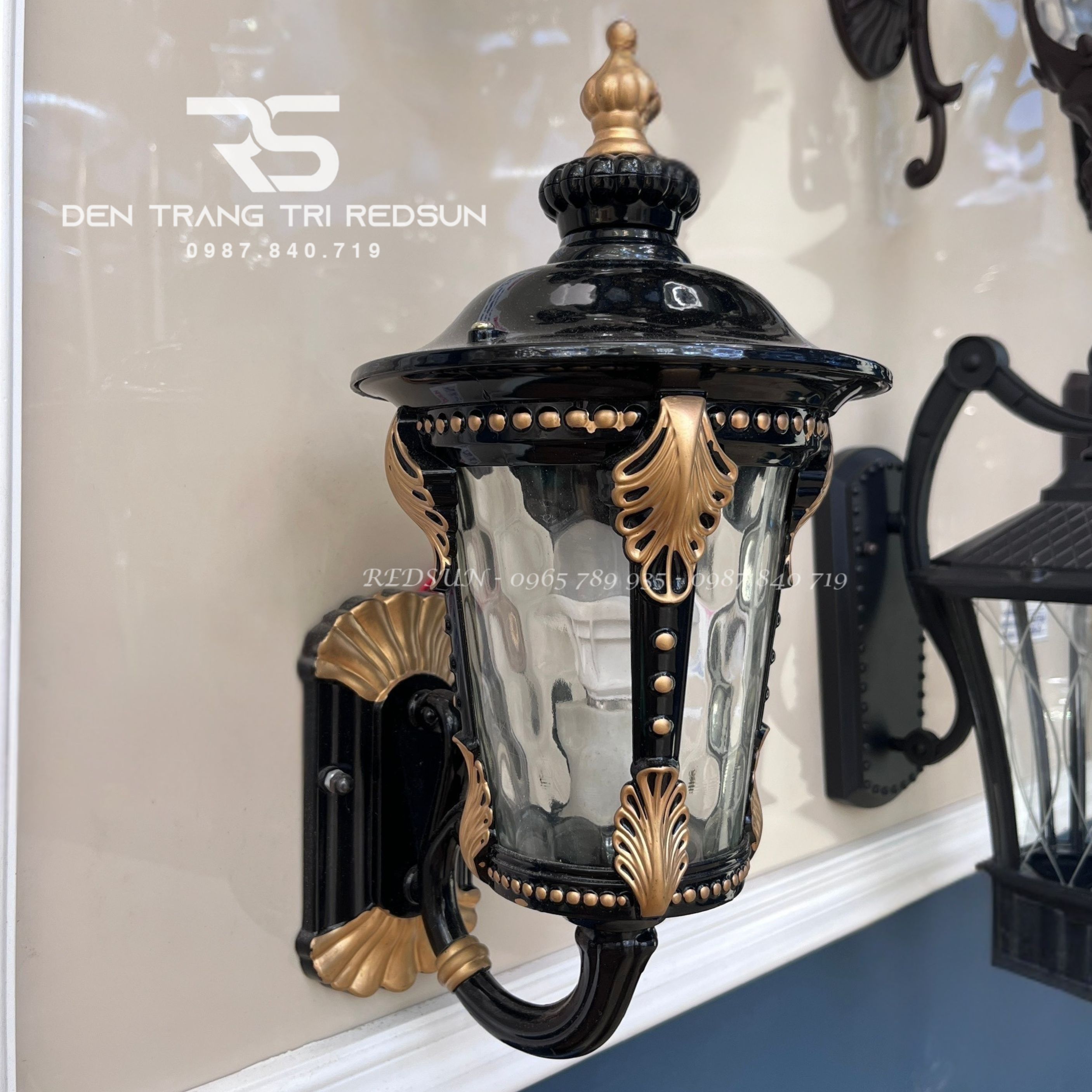 Đèn Tường Chùa Hợp Kim Lắp Ngoài Trời DT-C316