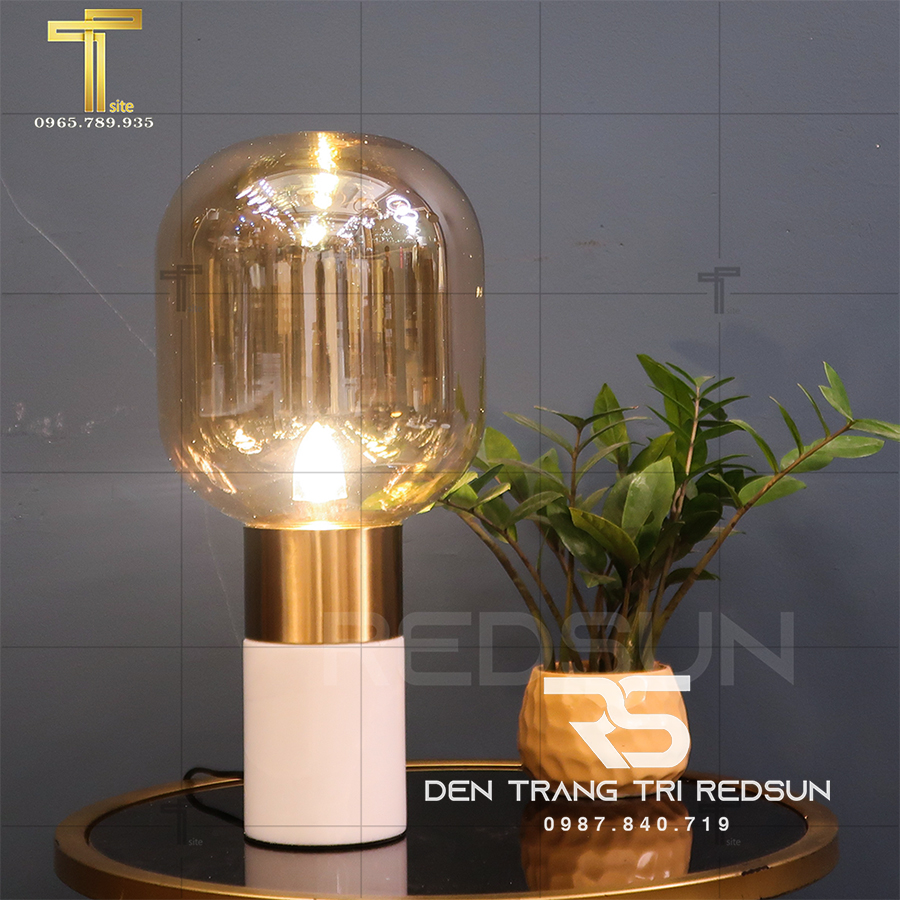 Đèn Bàn Hiện Đại Bắc Âu DB2080
