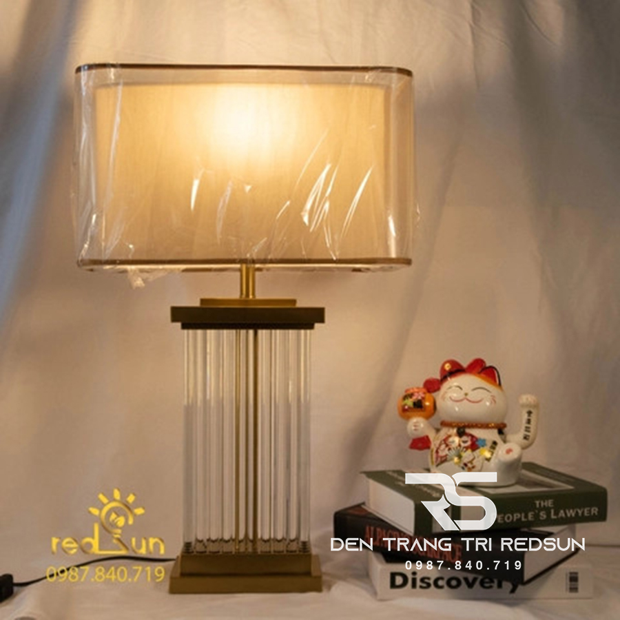 den-ban-hien-dai-db-c716-1