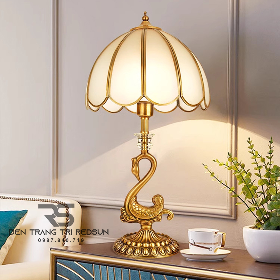 Đèn Bàn Hiện Đại DB-C504