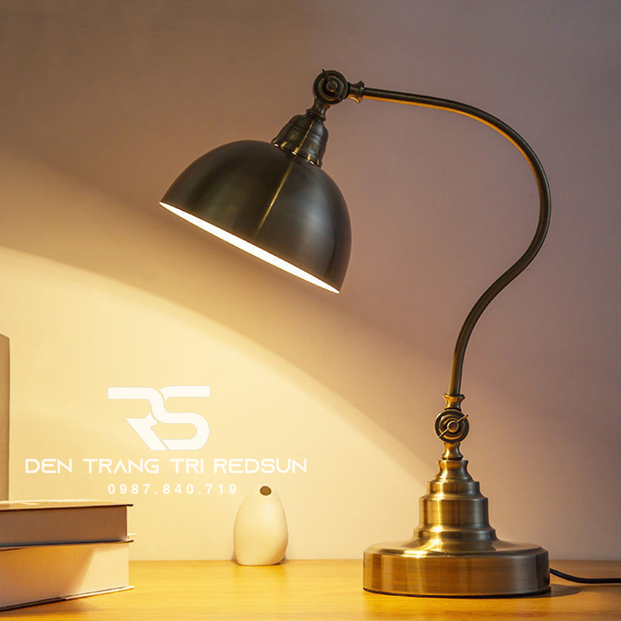 Đèn bàn hiện đại DB-C3003