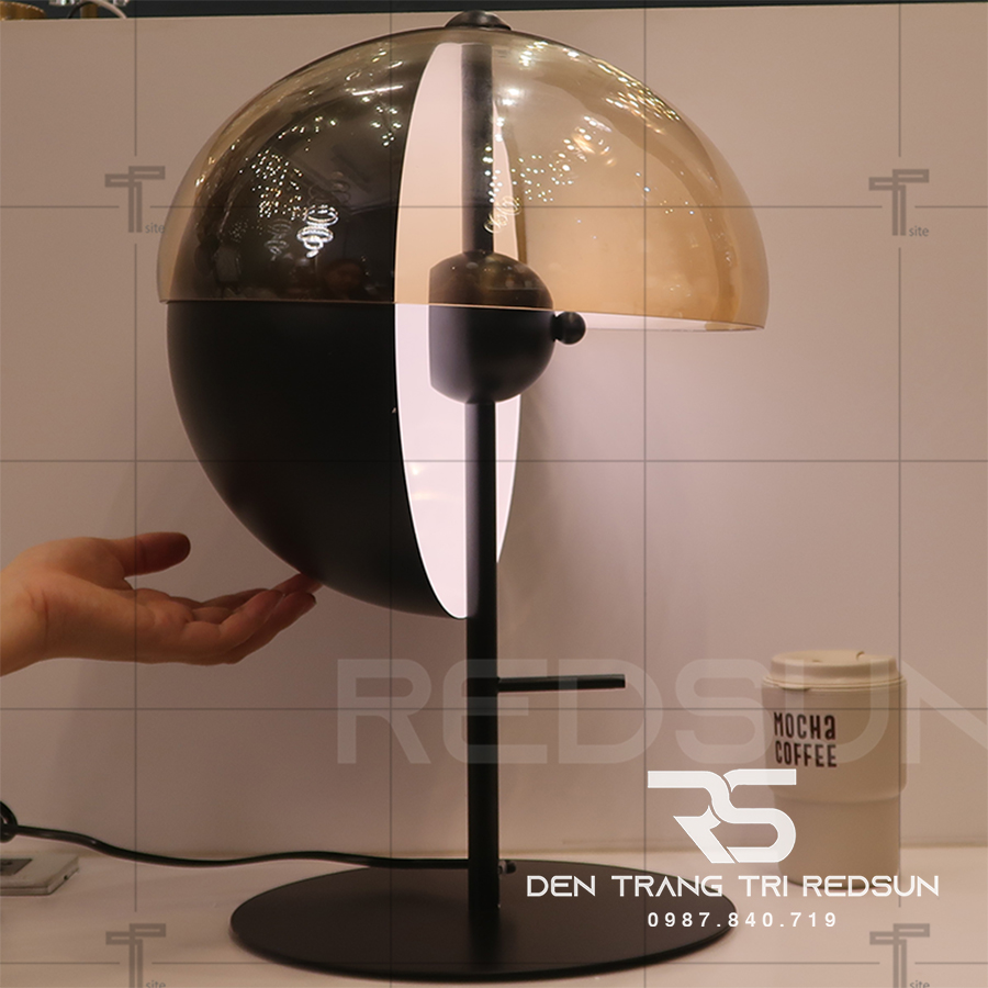 Đèn Bàn Hiện Đại Bắc Âu DB2021