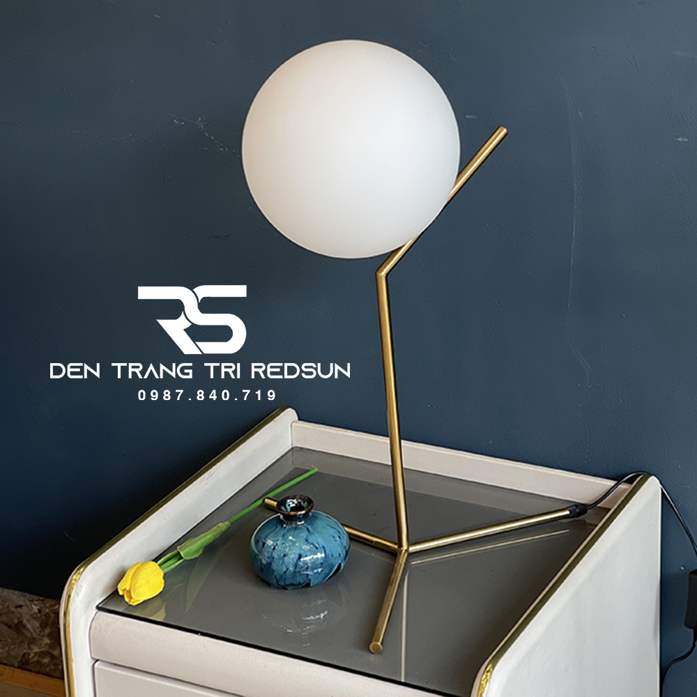 Đèn Bàn Hiện Đại Bắc Âu B100