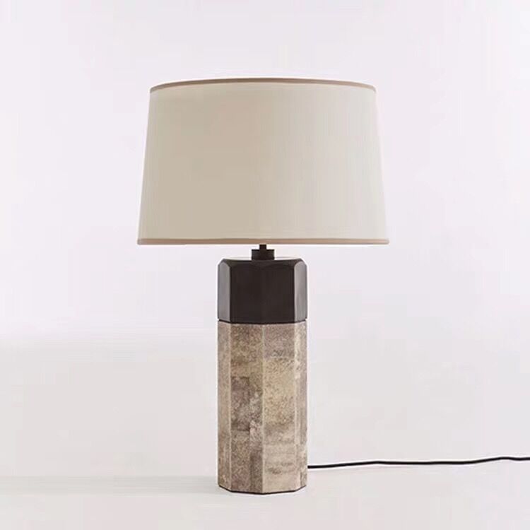 Đèn Bàn Hiện Đại DB2035