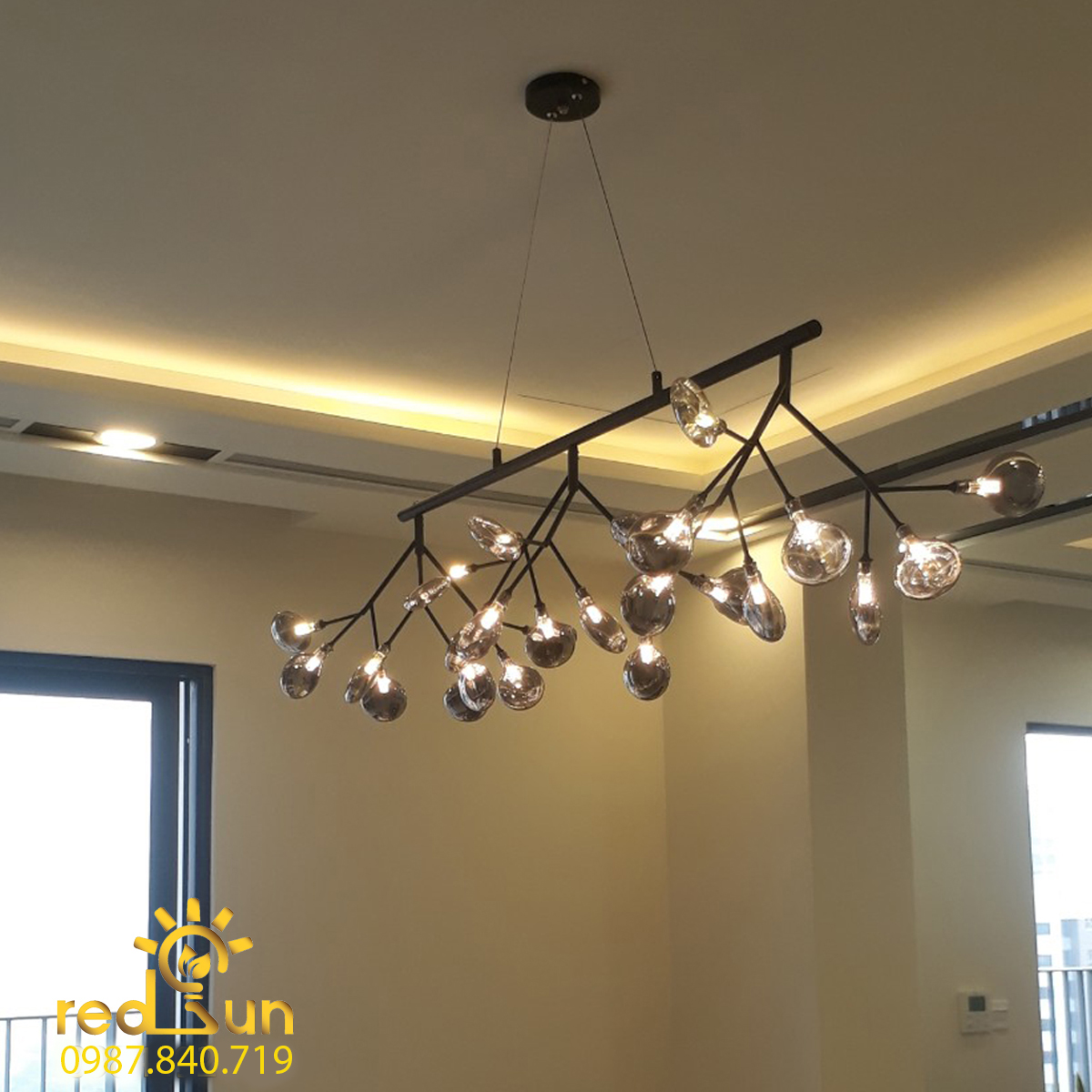 Chùm Hera thả ngang 27 lá DC-L014 (đen + khói)