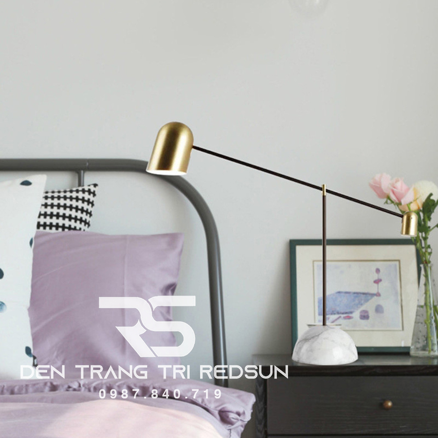 Đèn Bàn Hiện Đại Bắc Âu DB2078