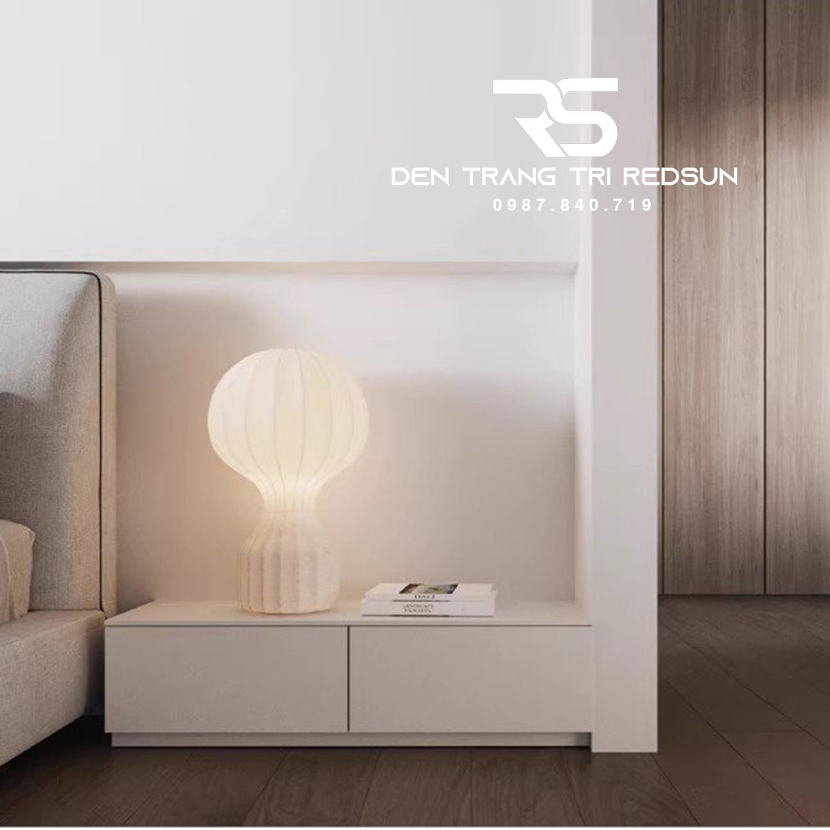 Đèn Bàn Hiện Đại DB2099