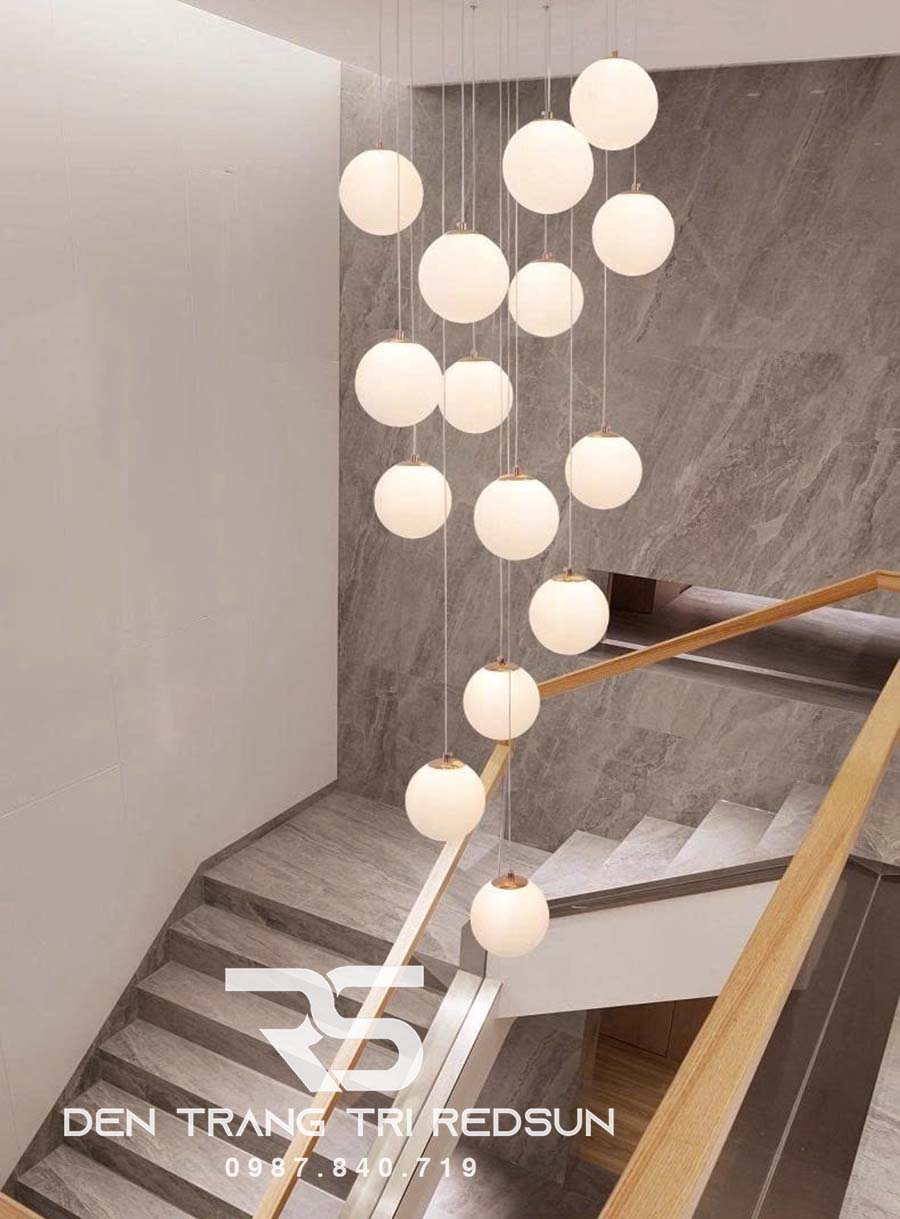 Đèn Thả Trần Hiện Đại Lắp Thông Tầng Cầu Thang, Phòng Khách, Bàn Ăn Chất Liệu Thuỷ Tinh HTK020