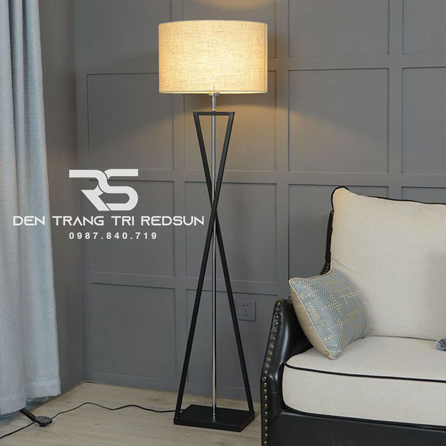 Đèn Sàn Hiện Đại DS-C2023