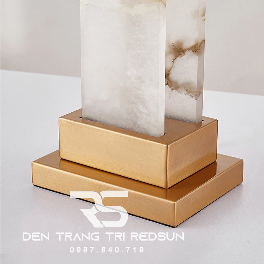 Đèn Bàn Hiện Đại Bắc Âu DB2054