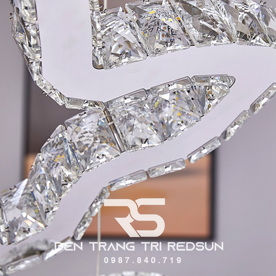 Đèn Thả Trần Hiện Đại Lắp Thông Tầng Cầu Thang, Phòng Khách, Bàn Ăn Chất Liệu Pha Lê HTK046