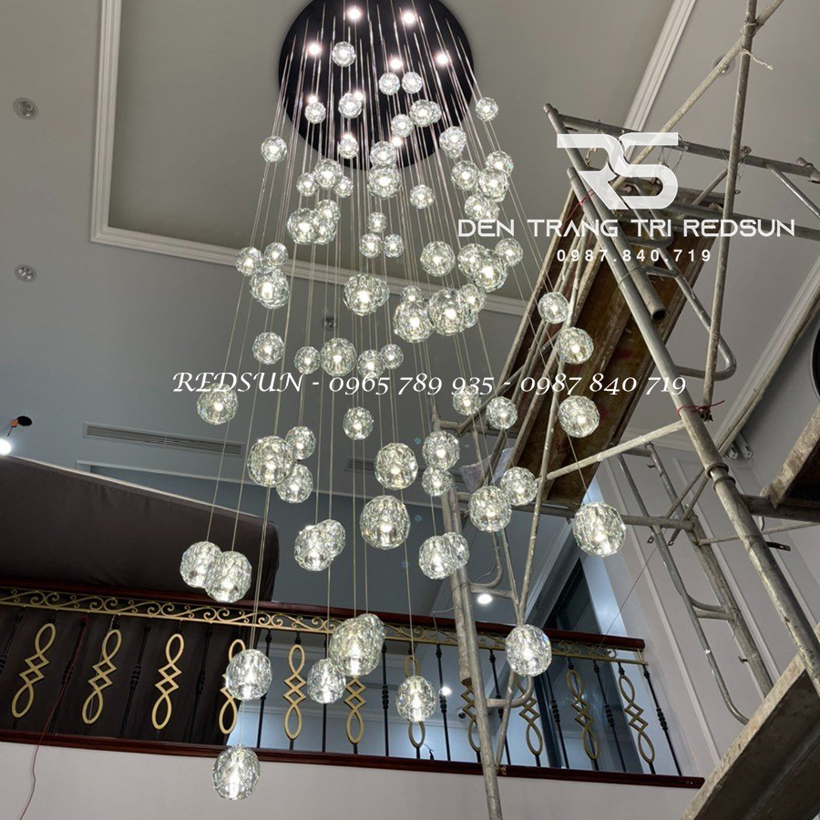 Đèn Thả Trần Hiện Đại Lắp Thông Tầng Cầu Thang, Phòng Khách, Bàn Ăn Chất Liệu Pha Lê HTK032