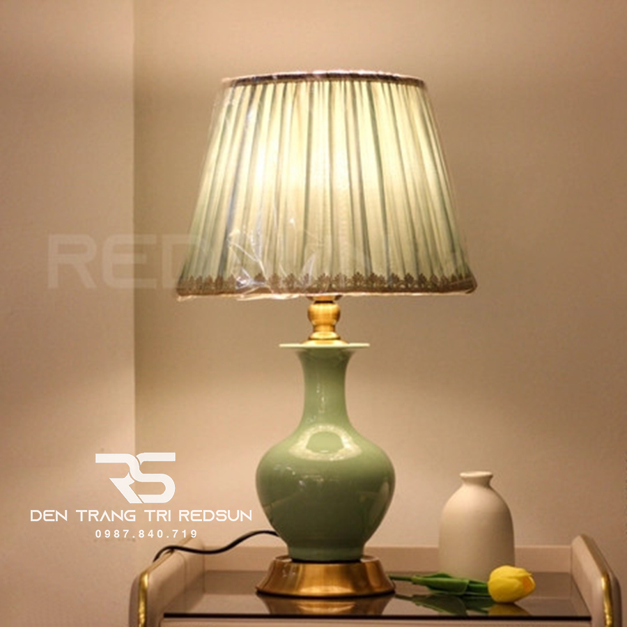 den-ban-hien-dai-db-c189-1
