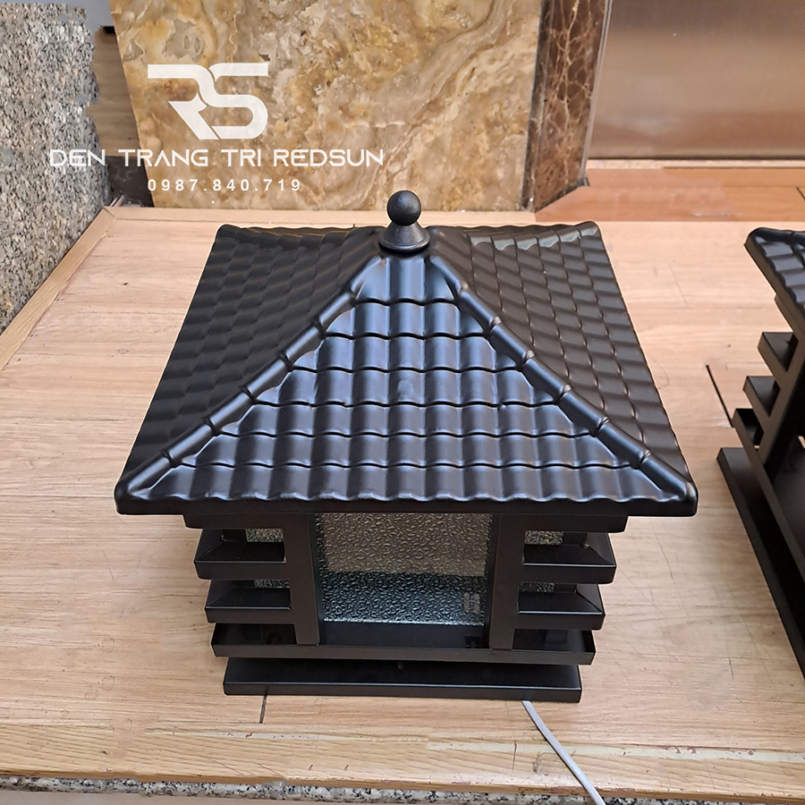 Đèn Trụ Cổng Chất Liệu Hợp Kim Lắp Ngoài Trời DT-C8648BK