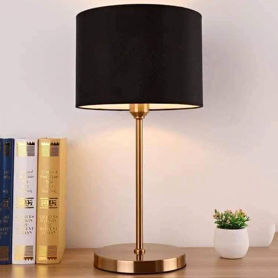 Đèn Bàn Hiện Đại B132