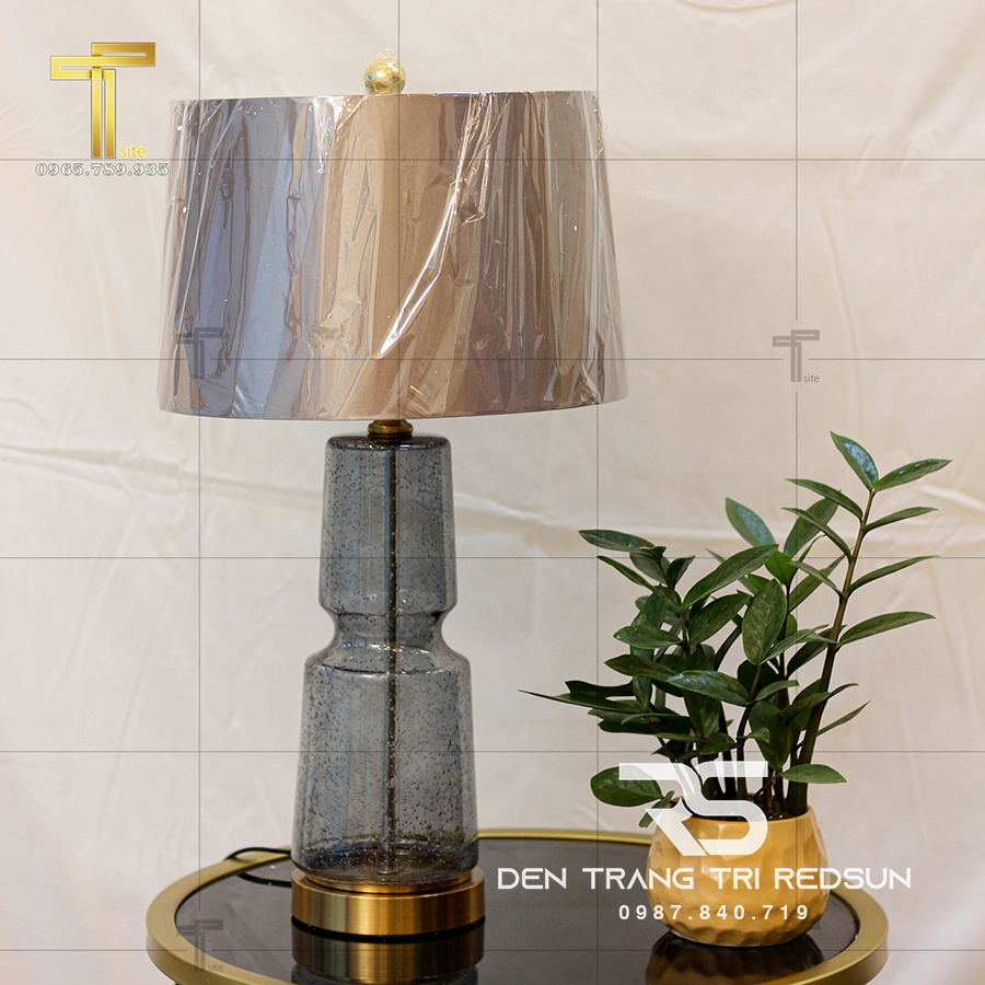 Đèn Bàn Hiện Đại Bắc Âu DB2061