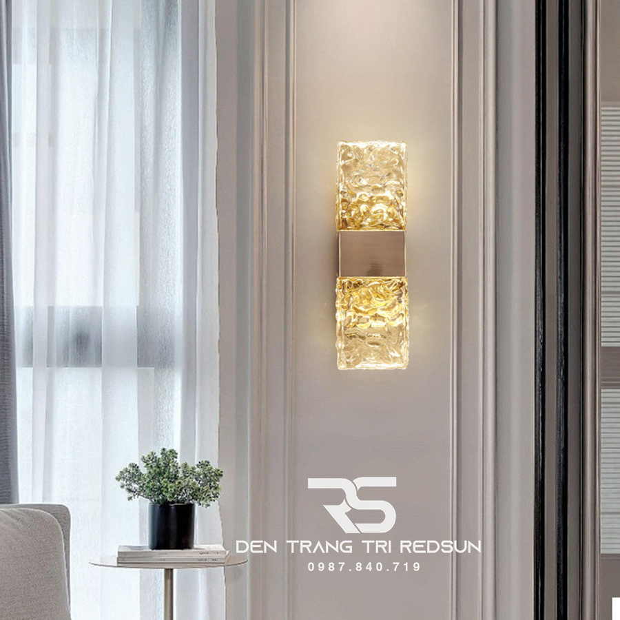 Đèn Tường Trang Trí Phòng Khách, Phòng Ngủ, Cầu Thang Phong Cách Bắc Âu Chất Liệu Pha Lê DT-1024