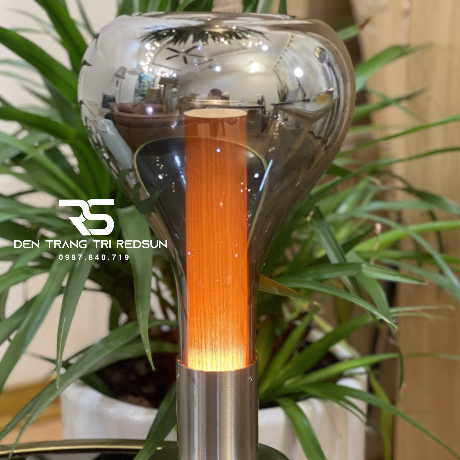 Đèn Bàn Hiện Đại Bắc Âu DB2097