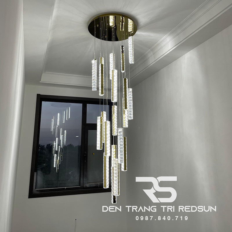 Đèn Thả Trần Hiện Đại Lắp Thông Tầng Cầu Thang, Phòng Khách, Bàn Ăn Chất Liệu Pha Lê HTK030 