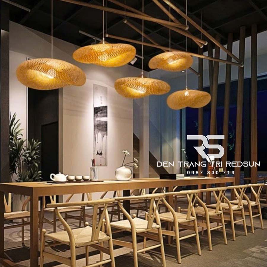 Đèn Thả Trần Hiện Đại Trang Trí Bàn Ăn, Bàn Đảo, Quán Cà Phê Chất Liệu Mây Tre Hình Lá Sen CDT-T067