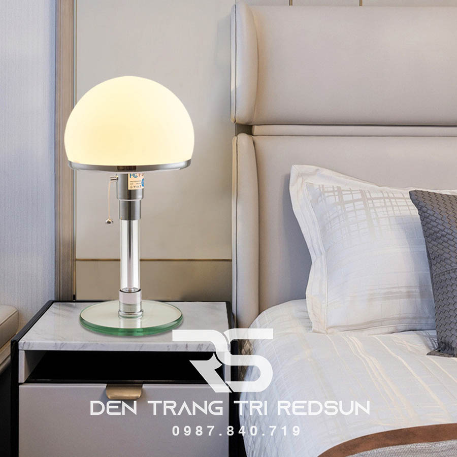 Đèn Bàn Hiện Đại Bắc Âu DB2095