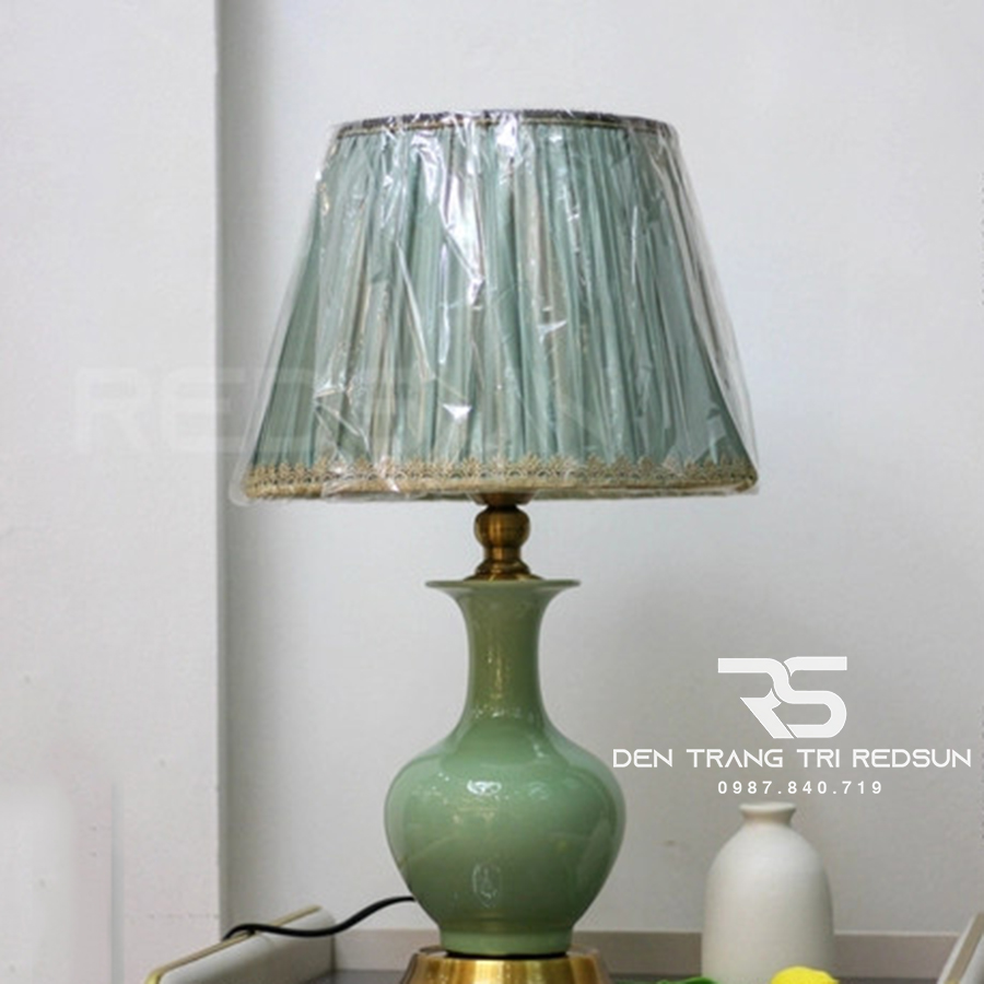den-ban-hien-dai-db-c189-1