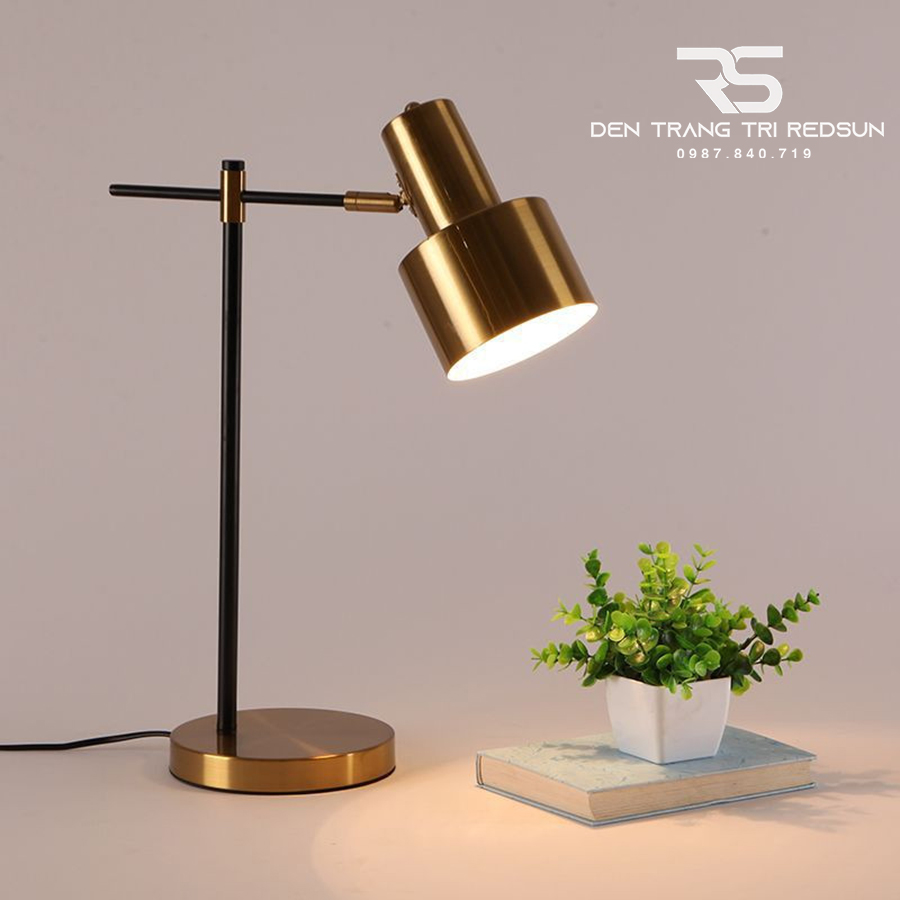 Đèn Bàn Hiện Đại Bắc Âu B127