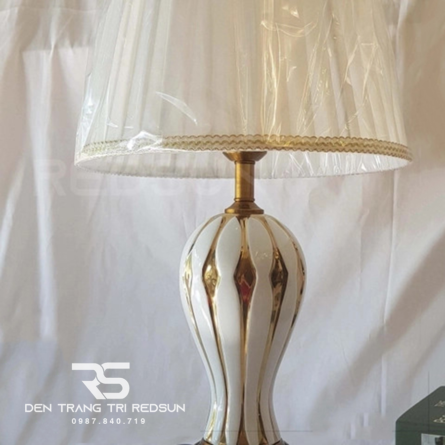 Đèn Bàn Hiện Đại DB-C1938