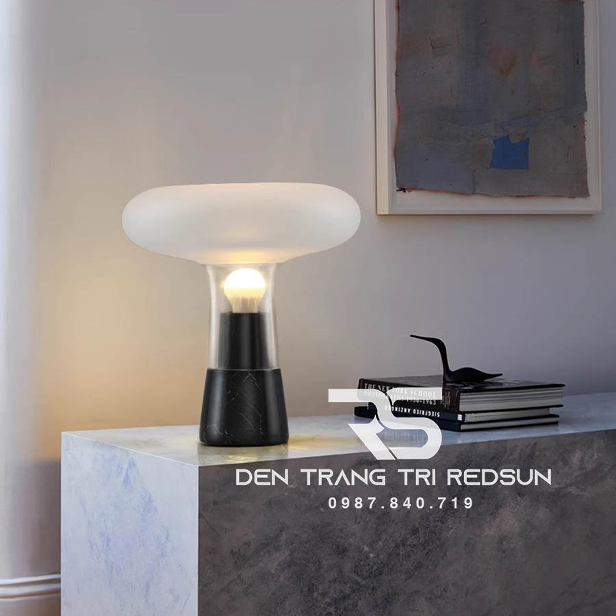 Đèn Bàn Hiện Đại Bắc Âu DB2092