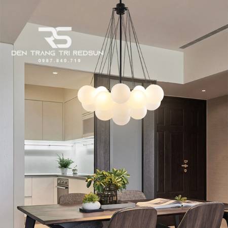 Đèn Chùm Phòng Khách Hiện Đại Bắc Âu Bong Bóng Chất Liệu Thuỷ Tinh DC-T112