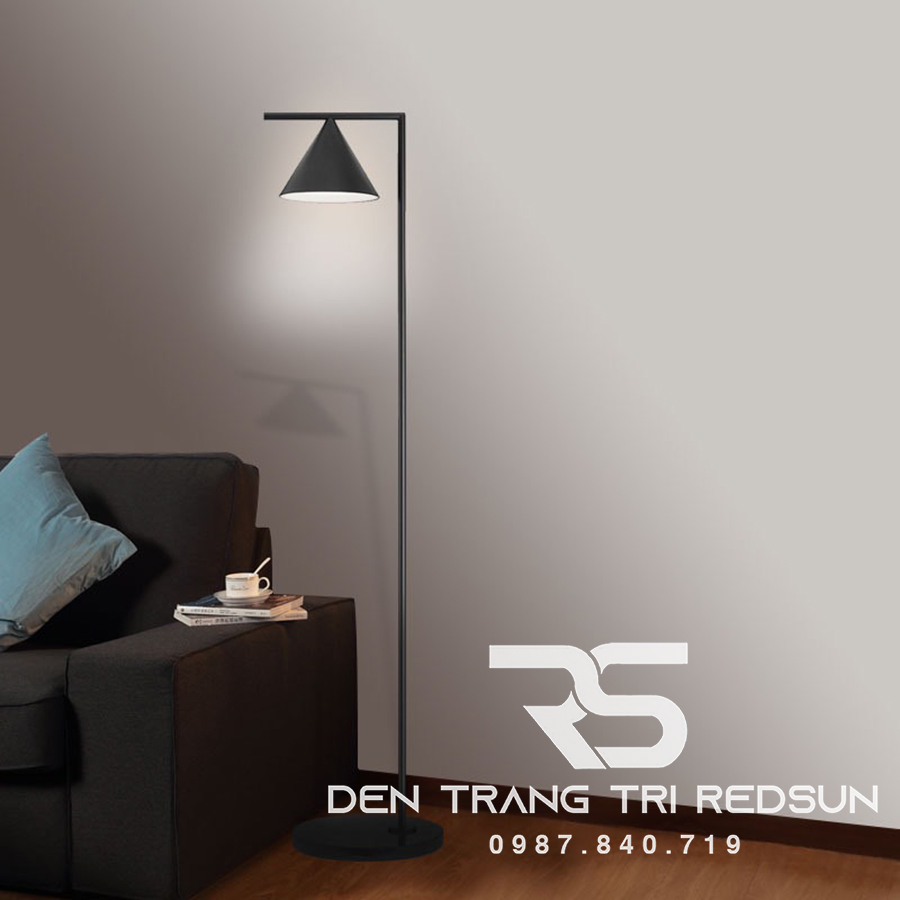 Đèn Sàn Hiện Đại DS2013
