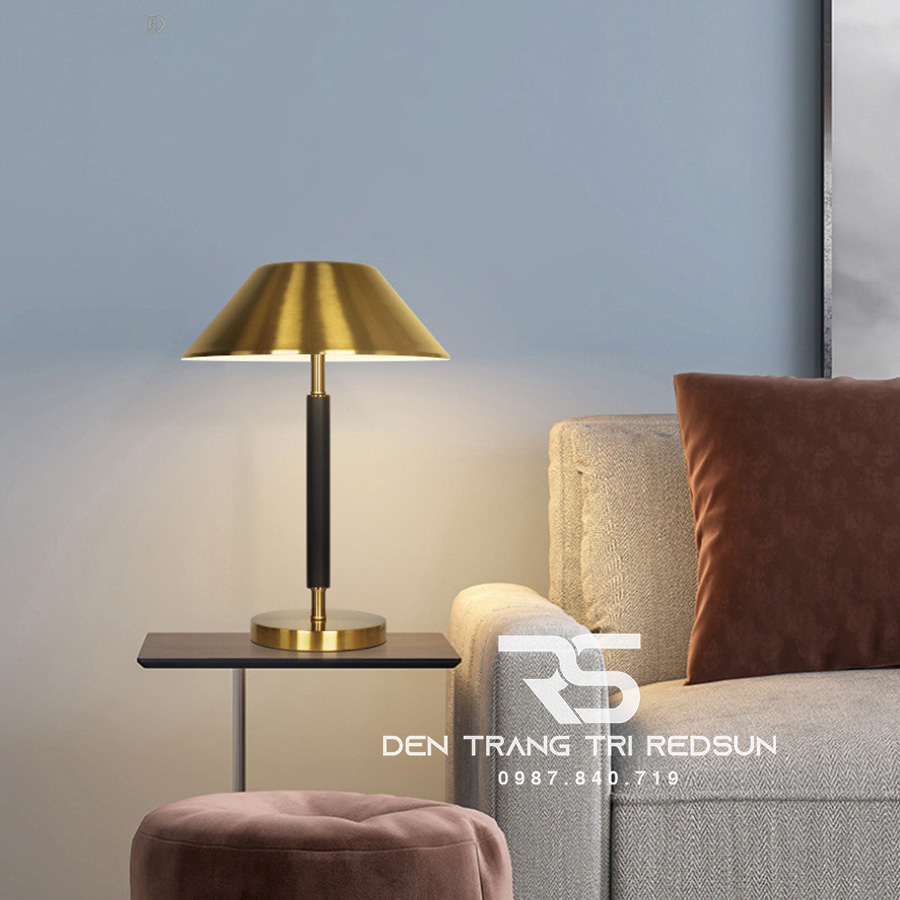 Đèn Bàn Hiện Đại Bắc Âu DB2060