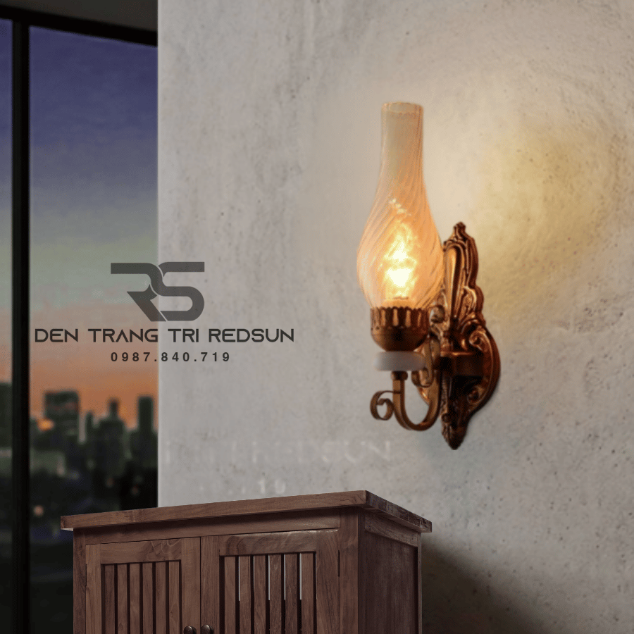 Đèn Tường Cổ Điển Giả Đèn Dầu Chao Thủy Tinh Trang Trí Phòng Khách, Phòng Ngủ, Cầu Thang DT-C8672