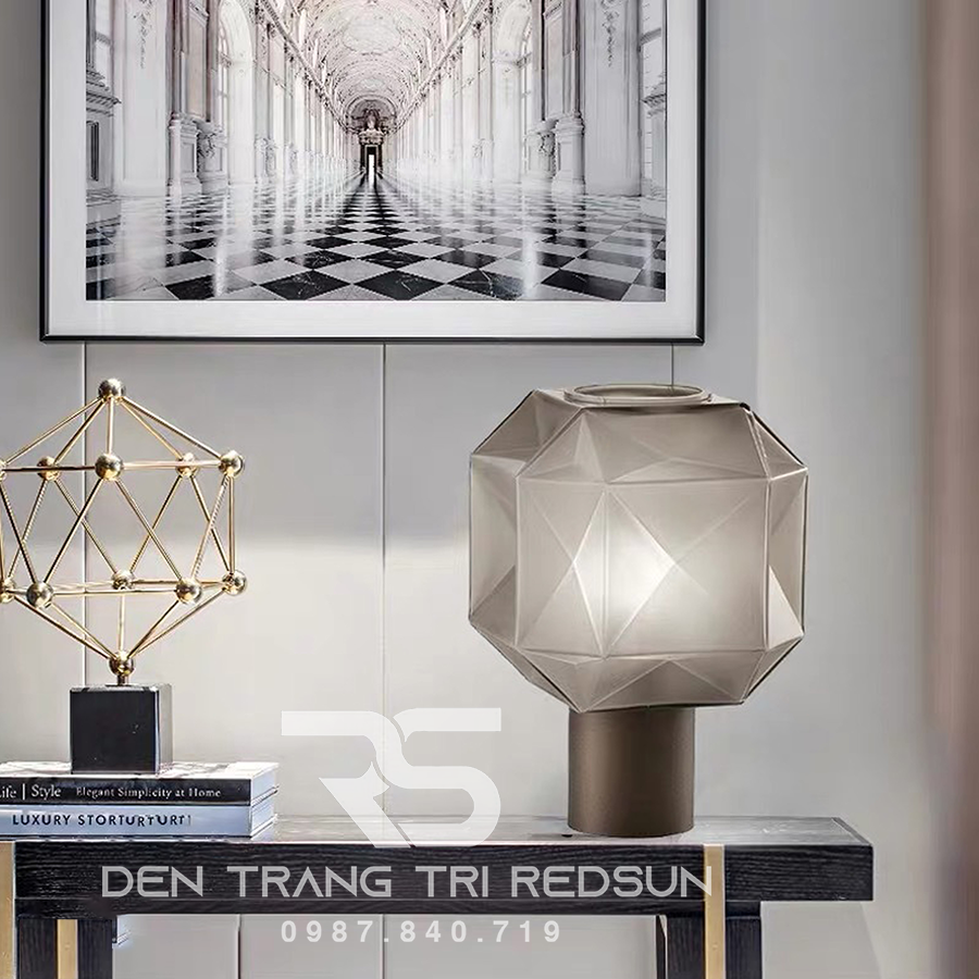 Đèn Bàn Hiện Đại Bắc Âu DB2025