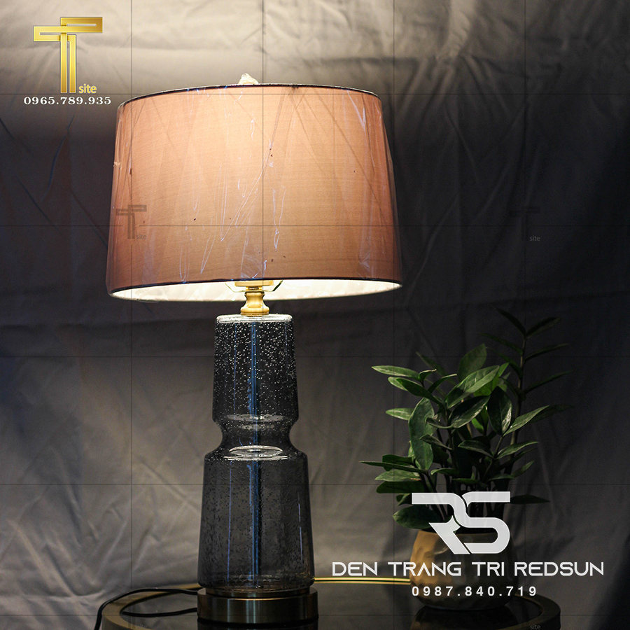 Đèn Bàn Hiện Đại Bắc Âu DB2061