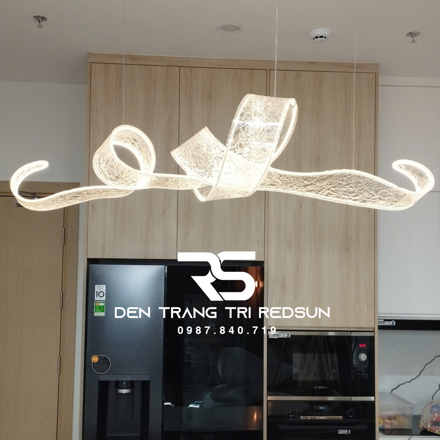 Đèn Thả Hiện Đại Dáng Dải Lụa Acrylic Kiểu Mới Phong Cách Bắc Âu DC-T104