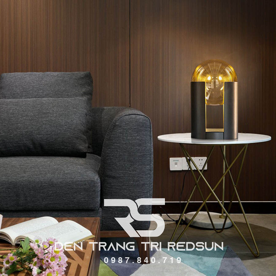 Đèn Bàn Hiện Đại Bắc Âu DB2091